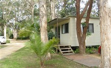 Flynns Beach Caravan Park - eAccommodation